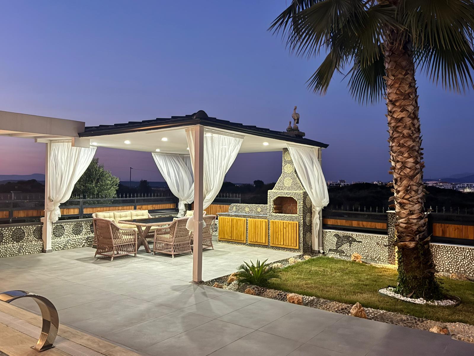 ELEGANT COMPLEX HOMES 2